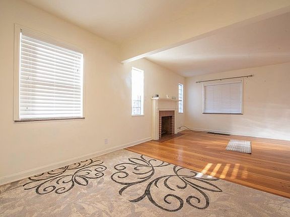 5th image of 1304 Brooke Ave