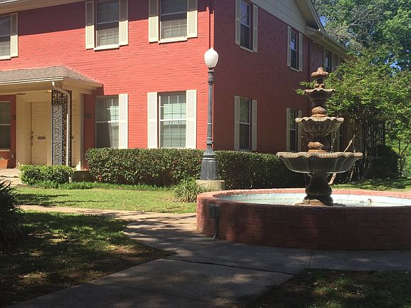 2nd image of 4811 Bradford Dr #B