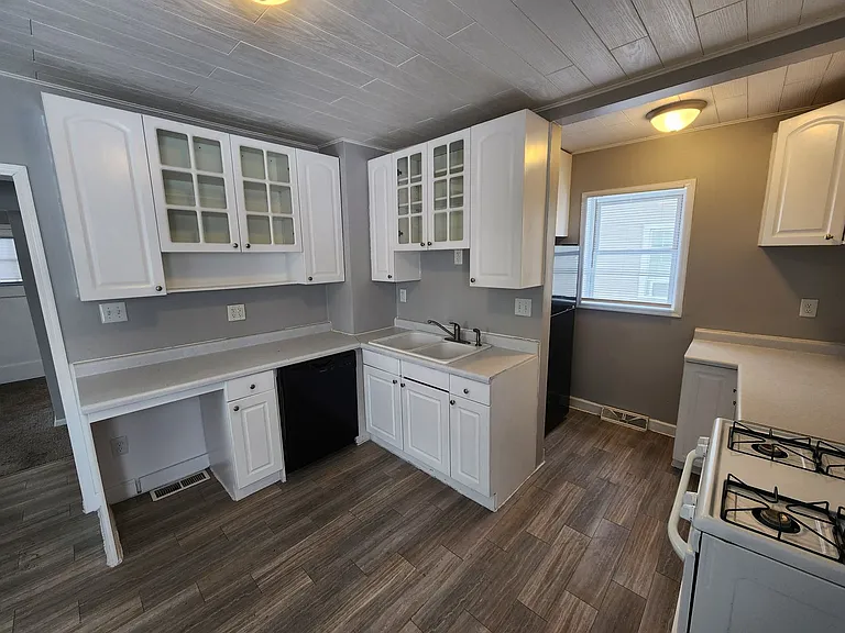 2809 Main St — Photo 9