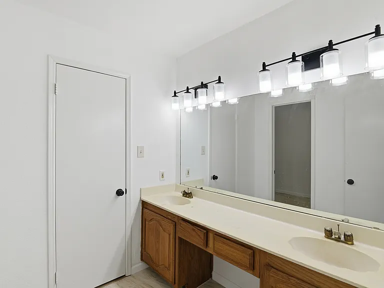 9305 Shipman St — Photo 22