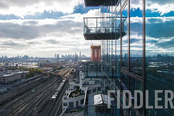 Rented by Fiddler Realty | media 193