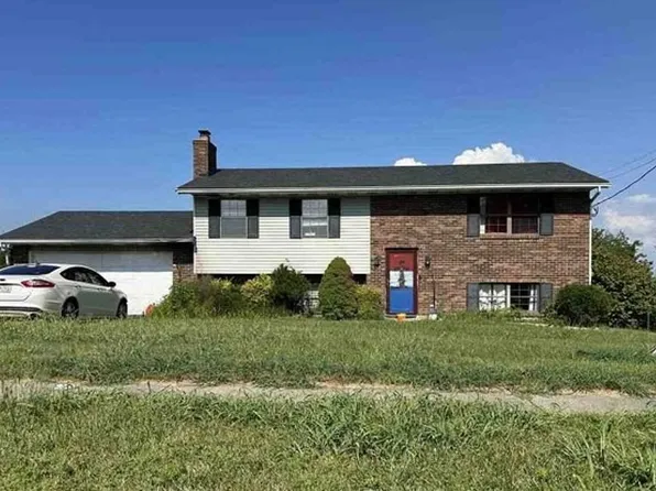 1062 San Angelo Dr, Hamilton, OH 45013