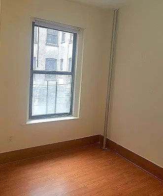 4th image of 515 W 184th St #1