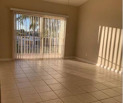 4th image of 1841 Island Club Dr APT 69