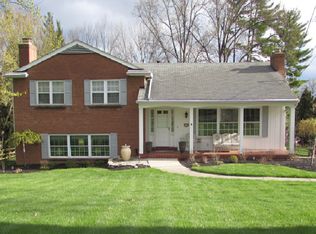 6018 Countryhills Dr, Cincinnati, OH 45233