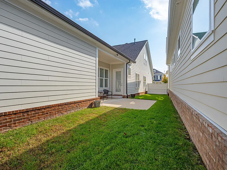 3086 Cheever St — Photo 39