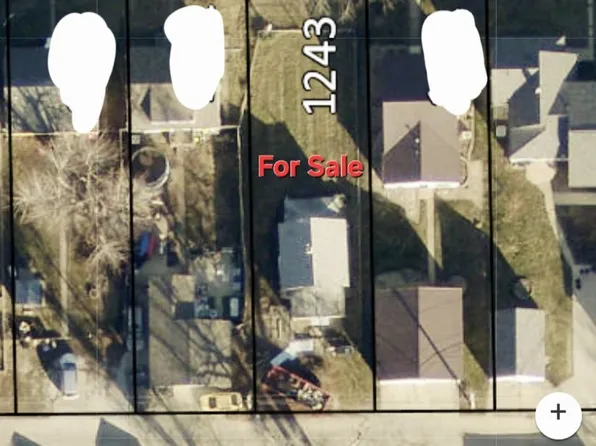 1243 16th Ave SW, Cedar Rapids, IA 52404