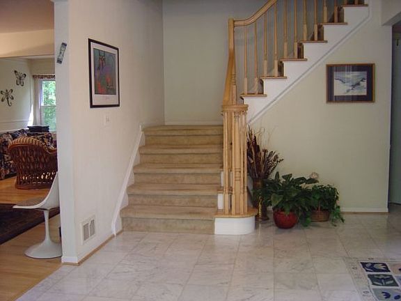 4th image of 6121 Pinecroft Dr