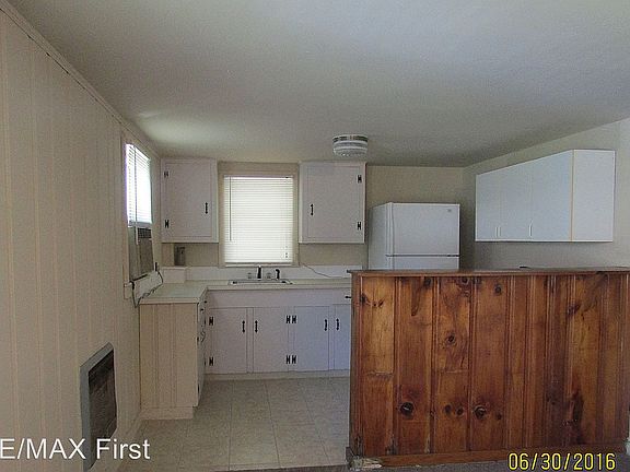 3rd image of 237 Pinecrest Cir