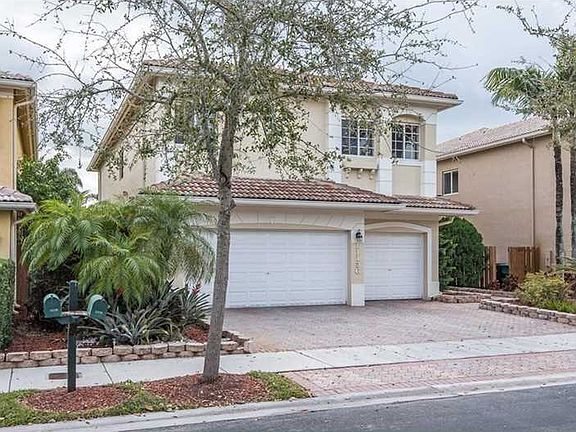 2nd image of 11136 NW 72nd Ter