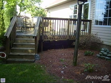 Deck in Back
