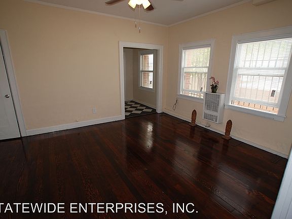 2nd image of 512 S Bonnie Brae St APT 305