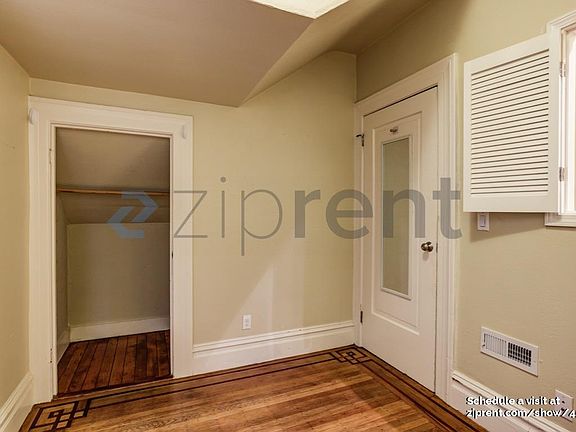 4th image of 1107 Stanyan St #B