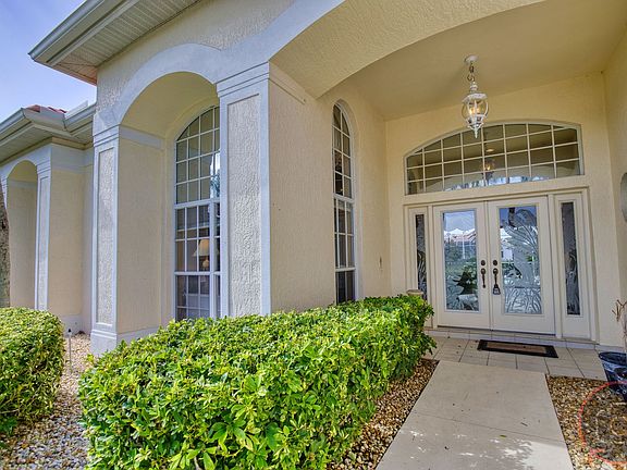 4th image of 1207 Knollcrest Ct