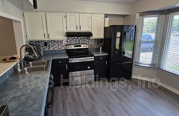 5th image of 710 Brook Meadow Ct