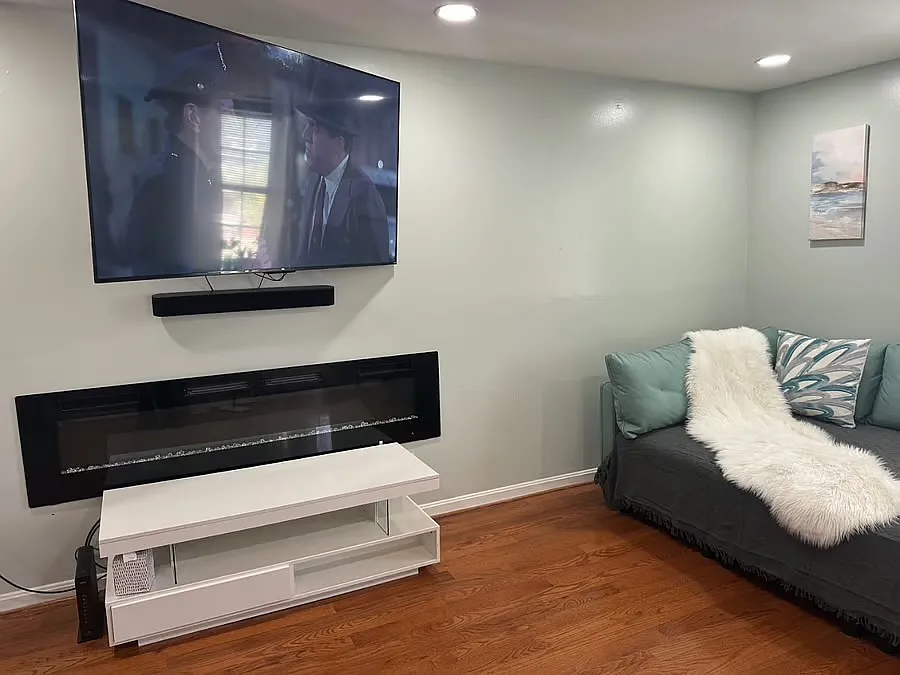 2 bed, 850 sqft, $1,875 — Photo 4