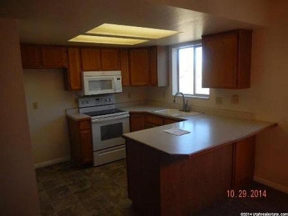 4th image of 9873 S Orchard View Dr