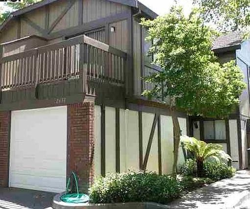 1st image of 2653 Teal Ln