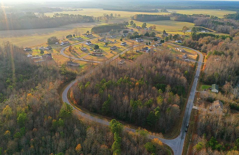 1st image of 0 Creekside Ln