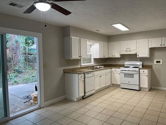 3rd image of 278 Timber Creek Ln