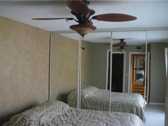 3rd image of 114 Buttonwood Ln