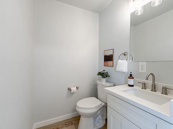 5th image of 1402 S 80th St