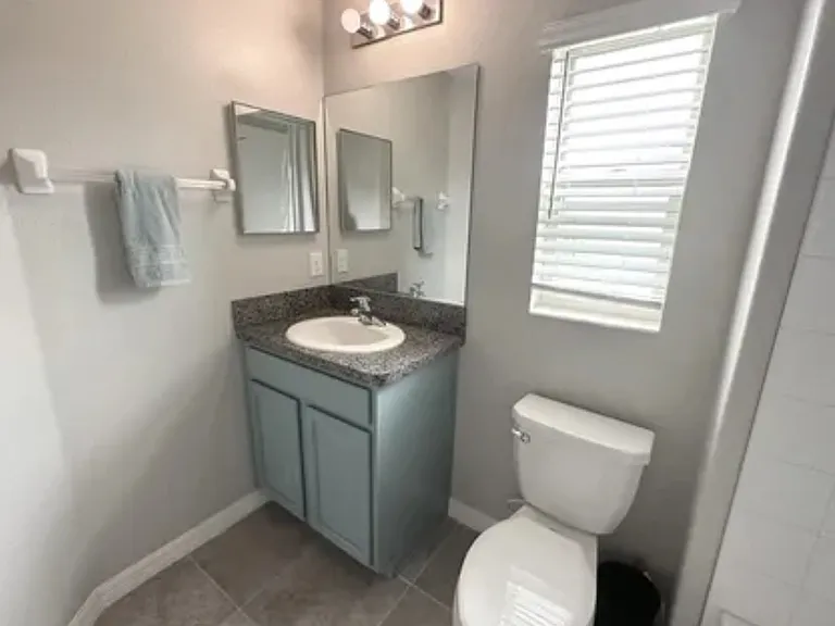9731 Pembrooke Pines Dr — Photo 15