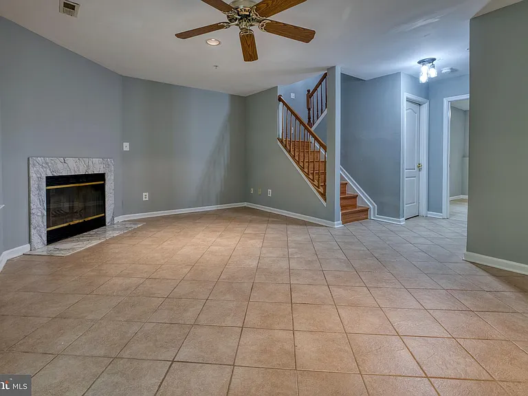 30 Flaxleaf Ct — Photo 24