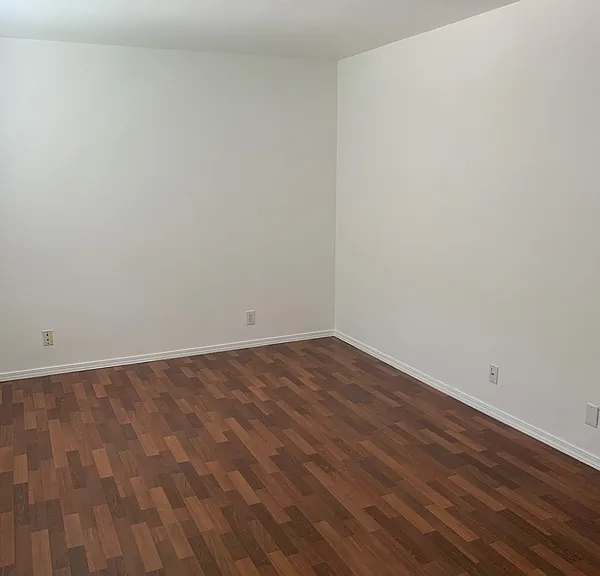 2615 W Grand Ave #A — Photo 17