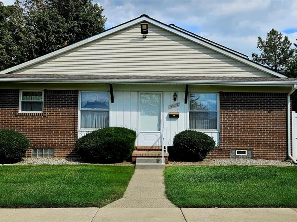 12672 Elaine Dr, Southgate, MI 48195