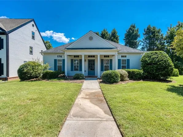 135 Birchwood Pass, Canton, GA 30114