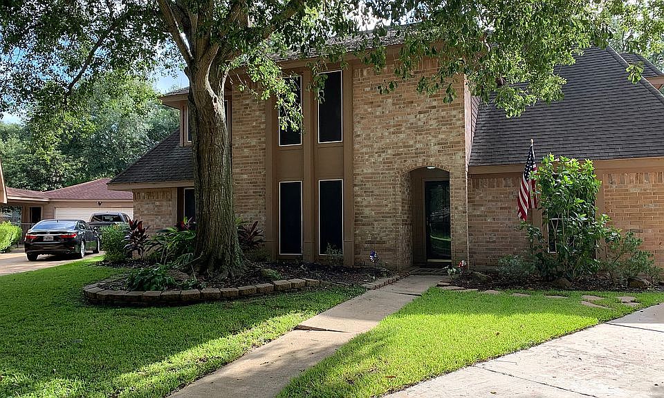 1st image of 2907 Edgewood Ct
