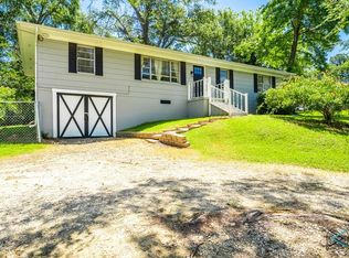 1506 Bassett Rd, Palestine, TX 75803