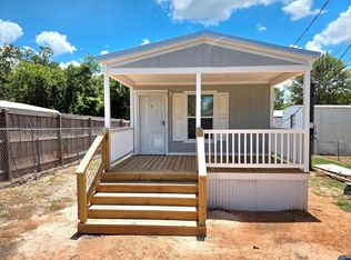 401 S Woodson St APT 10, Willis, TX 77378