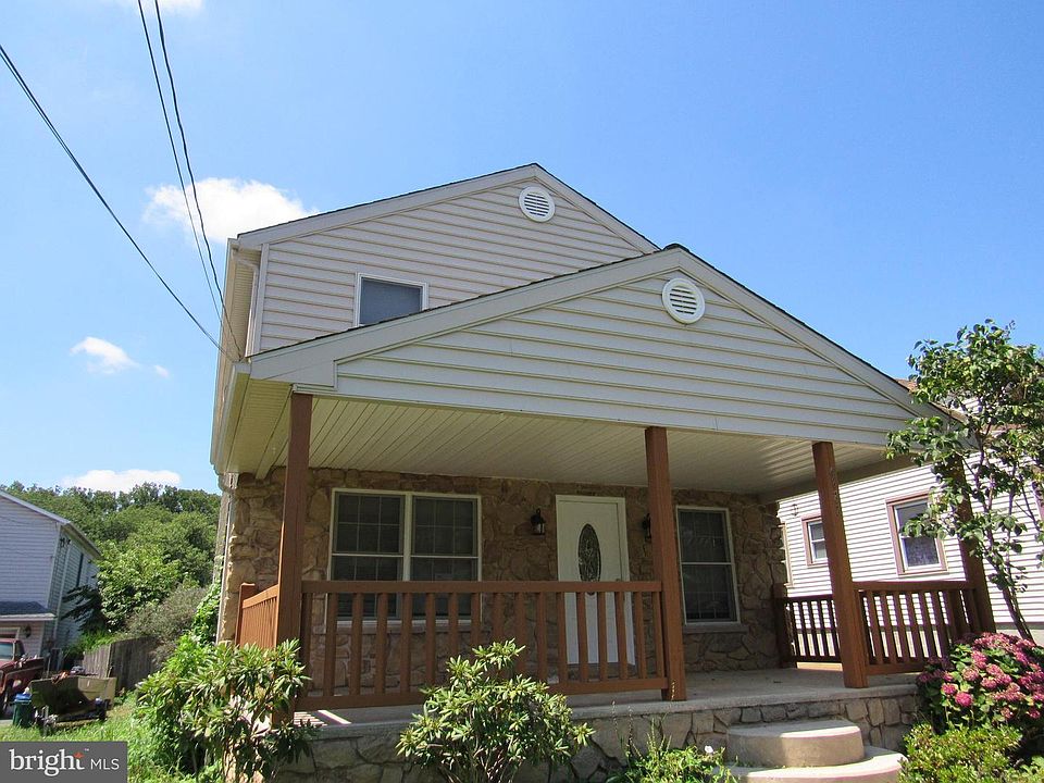 1st image of 4822 Greenwood St