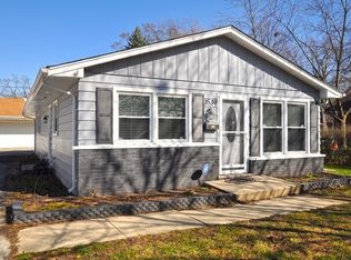 3539 Carpenter St, Steger, IL 60475