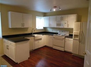 8102 Westview Rd, Wilmington, DE 19802