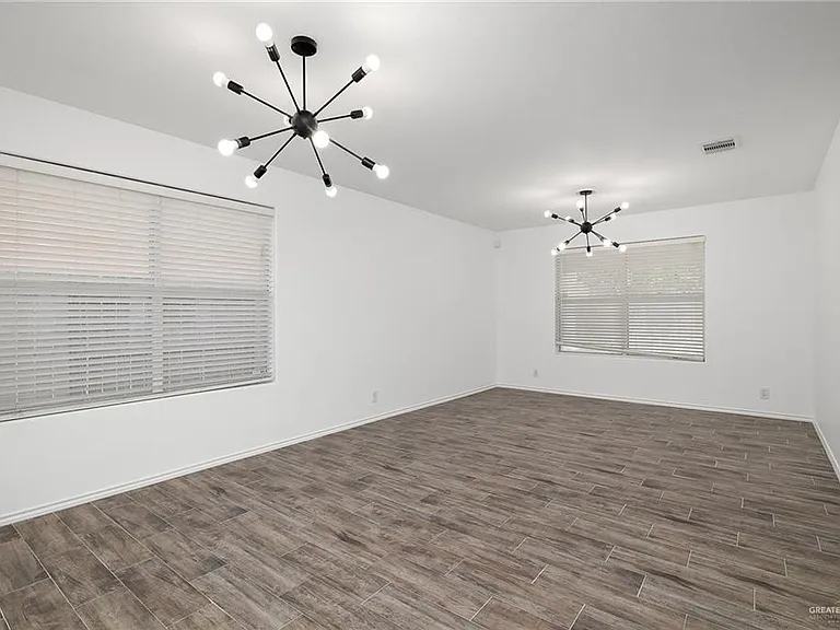4104 Petunia Ave — Photo 3