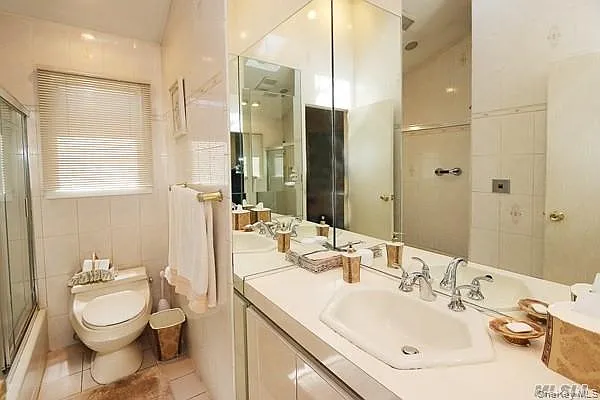 46 Marian Ln — Photo 16