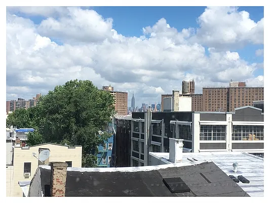 Rented by Opera House Lofts | media 44