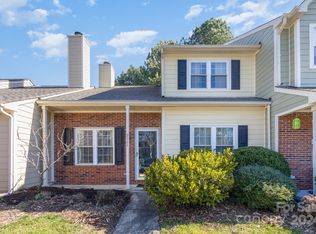 9111 Four Mile Creek Rd, Charlotte, NC 28277