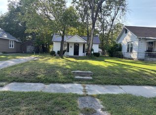 110 S Forest Ave, Joplin, MO 64801