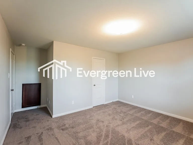 14225 Bridgeview Ln — Photo 13