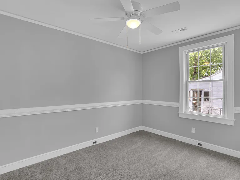 320 Virginia St — Photo 17