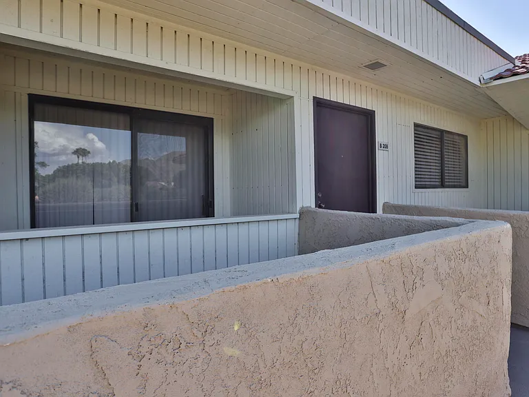 2820 N Arcadia Ct #B208 — Photo 19