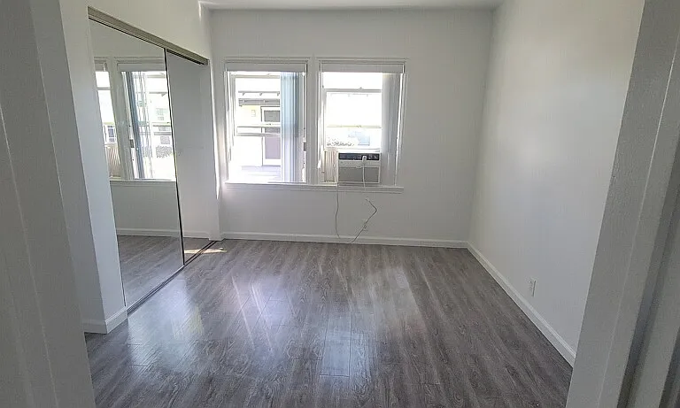 432 1/2 N Glenwood Pl #432-1/2 — Photo 11