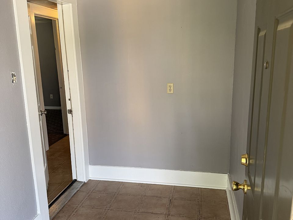 1st image of 707 N Broadway Ave APT 6