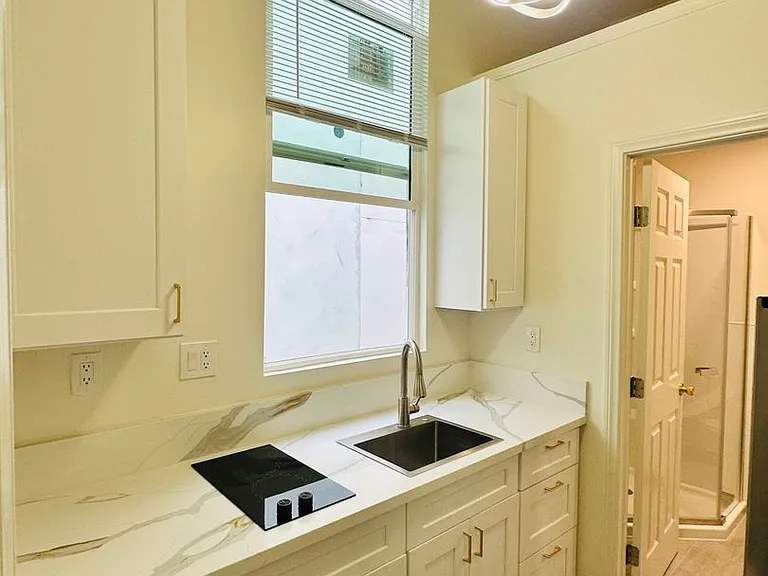 444 G St #35 — Photo 5