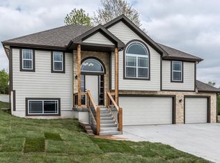 518 3rd St, Linwood, KS 66052