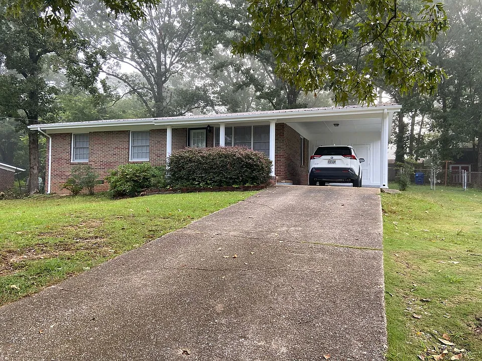 5305 Saks Rd